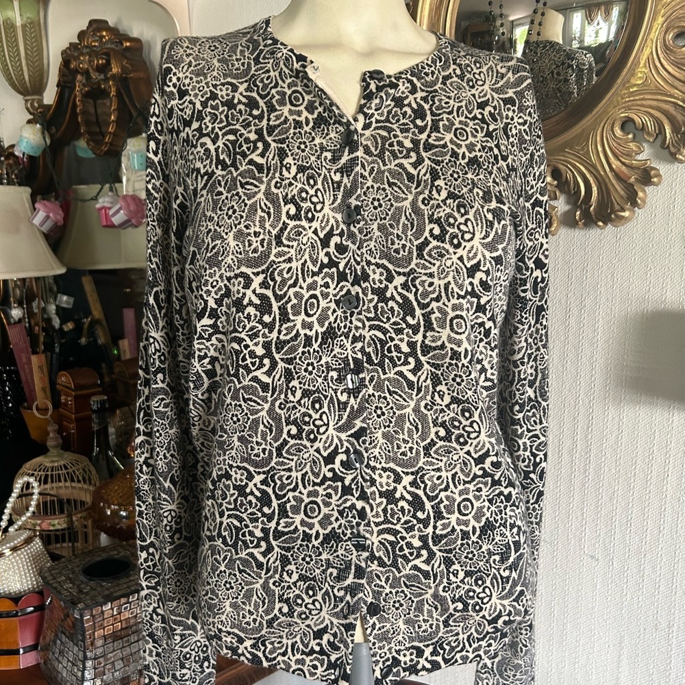 Black & White Lace Print Sweater